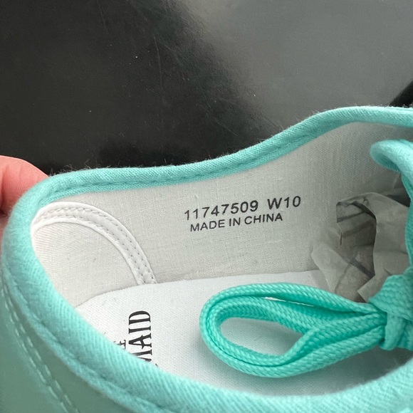 The Little Mermaid shoes - Picture 2 of 4